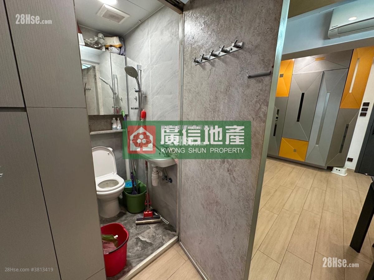 Ngai Hing Mansion Rental 3 Bedrooms , 2 Bathrooms 638 ft²