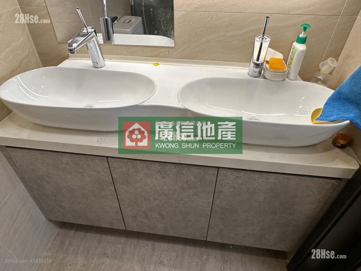 Ngai Hing Mansion Rental 3 Bedrooms , 2 Bathrooms 638 ft²