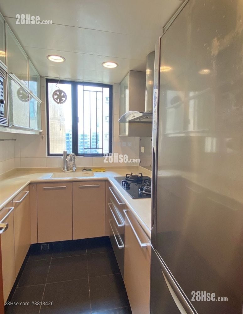 Park Island Sell 3 Bedrooms 709 ft²