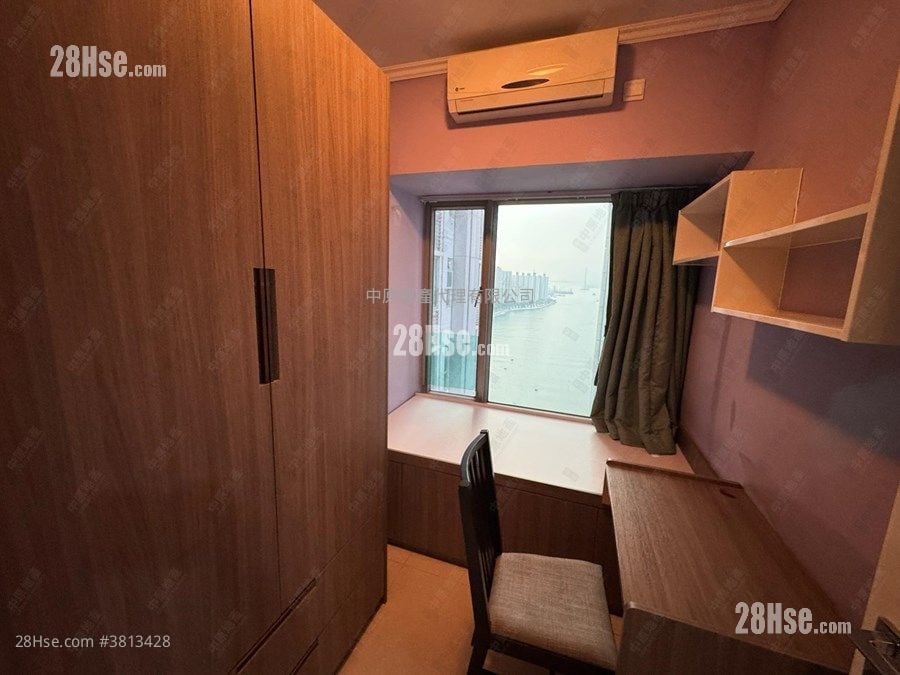 City Point Rental 3 Bedrooms , 2 Bathrooms 750 ft²