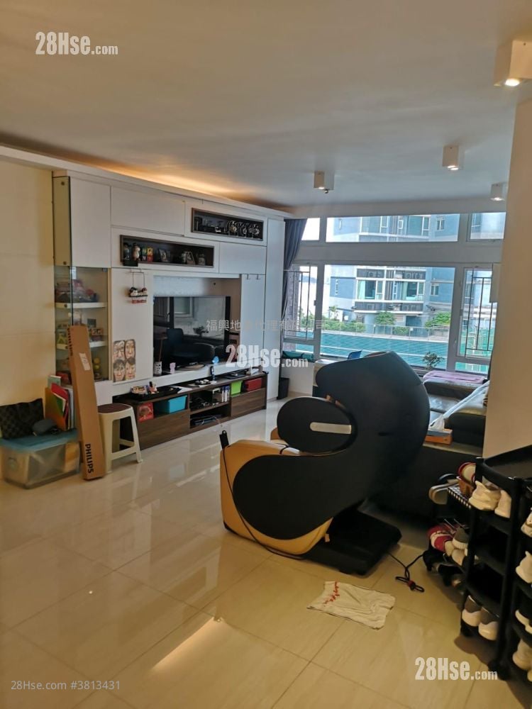 Whampoa Garden Sell 3 Bedrooms , 2 Bathrooms 775 ft²