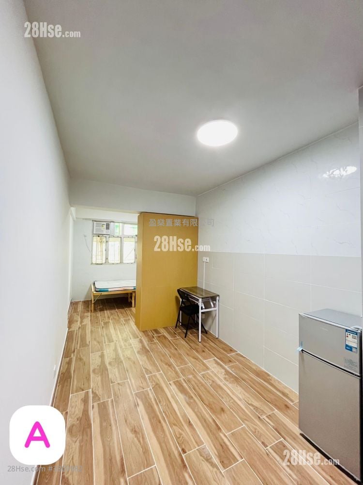 Pak Fuk Building Rental Studio , 1 Bathroom 220 ft²