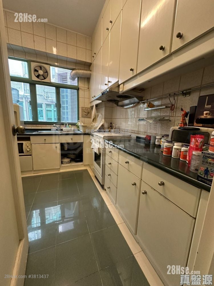 湖景花園 售盤 3 房 , 2 浴室 1,017 平方呎