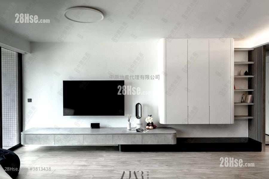 駿景園 售盤 3 房 974 平方呎