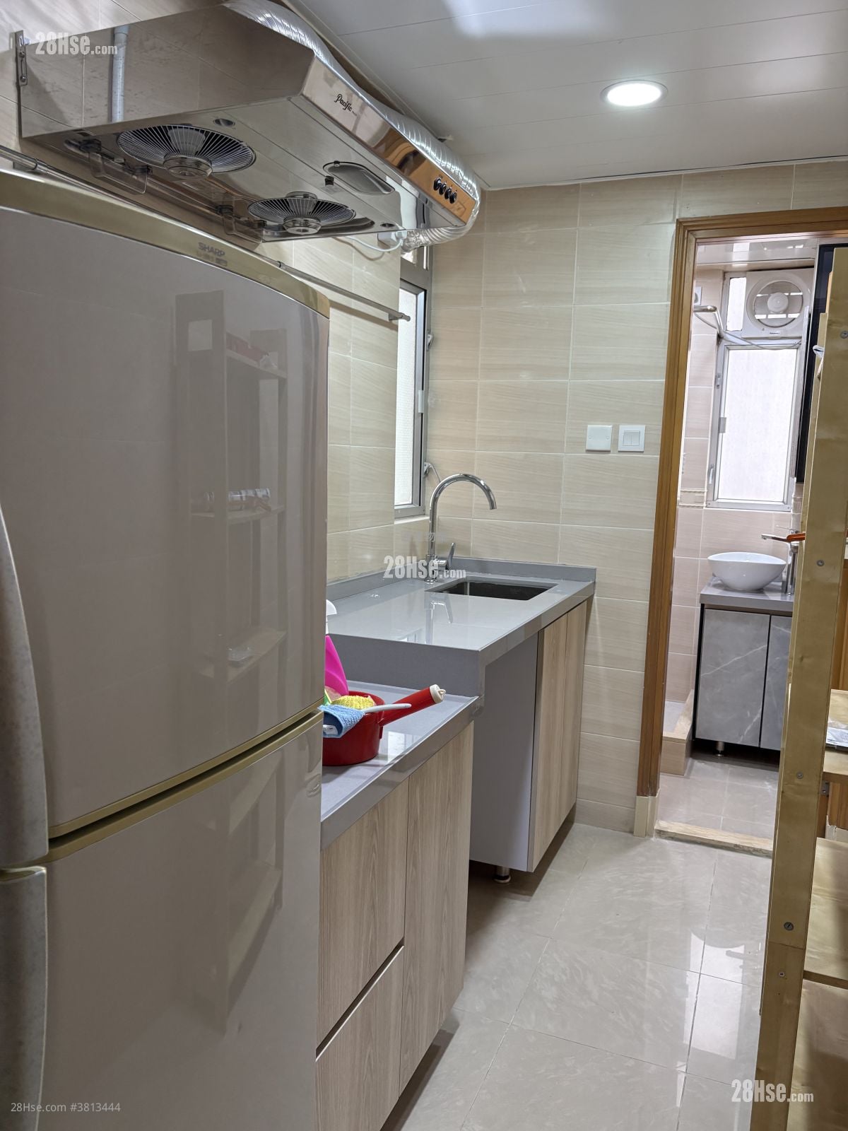 Chinese Mansion Rental 2 Bedrooms , 1 Bathroom 461 ft²