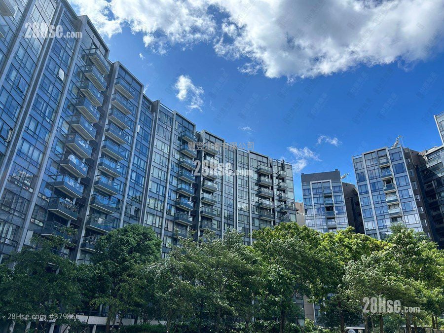 Ontolo Sell 2 Bedrooms , 2 Bathrooms 740 ft²