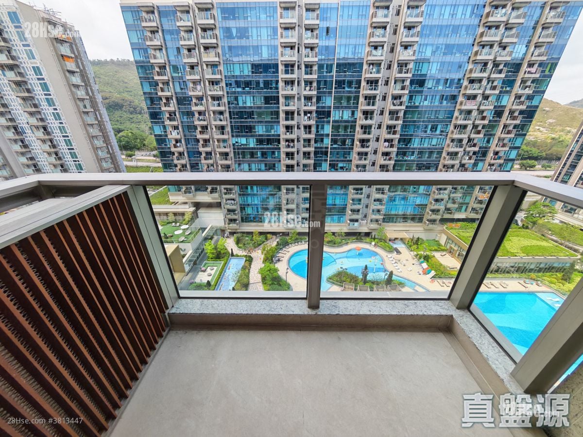 Grand Mayfair  Rental 3 Bedrooms , 2 Bathrooms 763 ft²