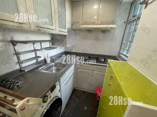 Summit Terrace Rental 2 Bedrooms , 1 Bathroom 424 ft²