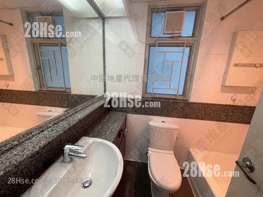 Summit Terrace Rental 2 Bedrooms , 1 Bathroom 424 ft²