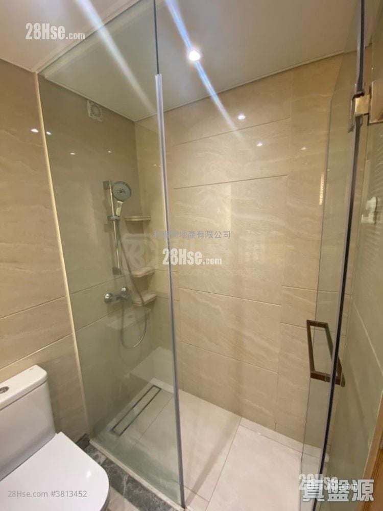 Victoria Skye Sell 273 ft²