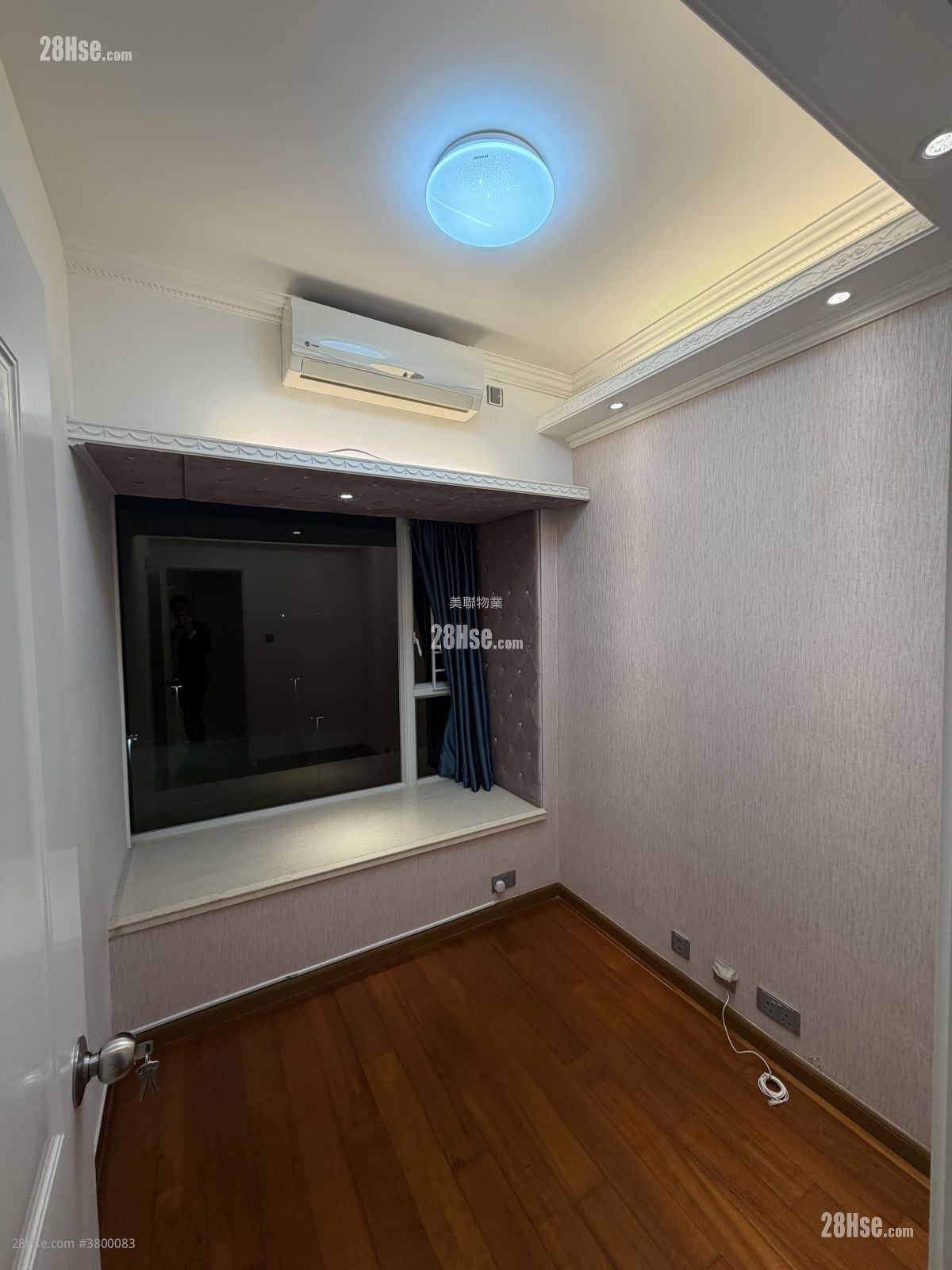 致蓝天 租盘 4 房 , 2 浴室 950 平方尺