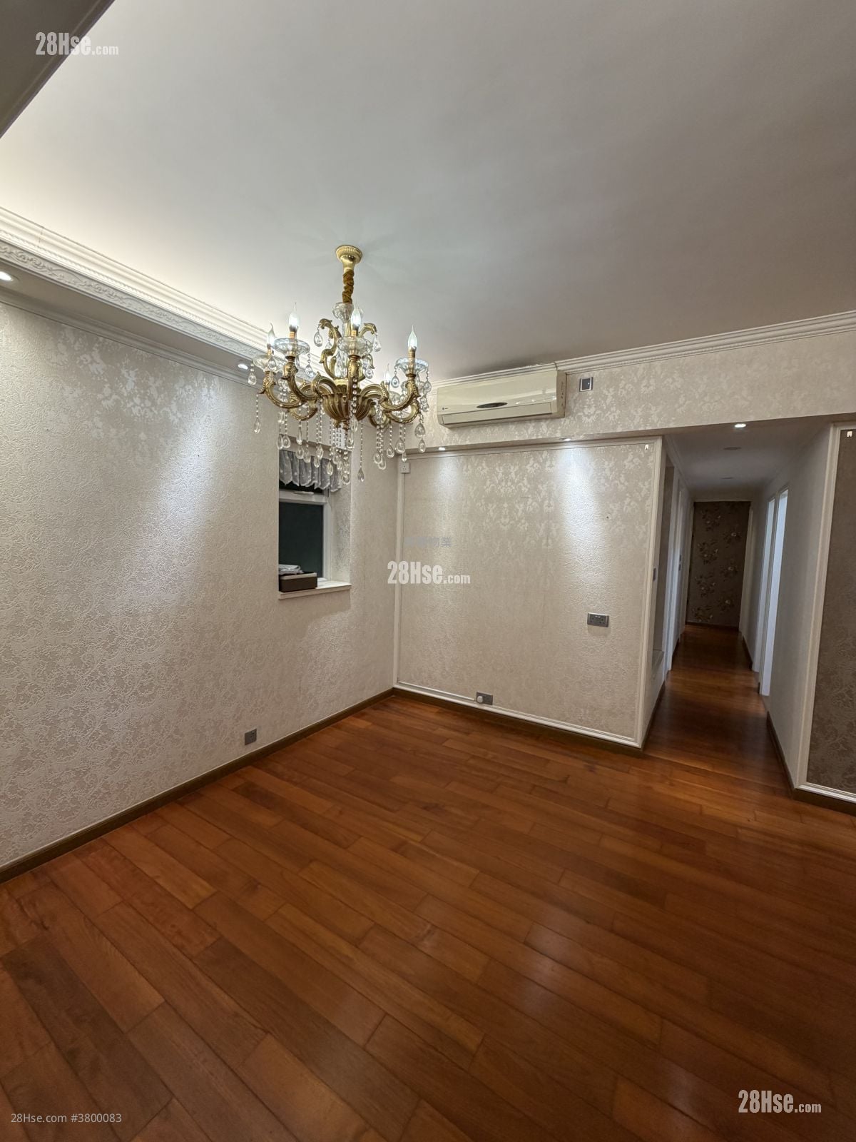 致蓝天 租盘 4 房 , 2 浴室 950 平方尺