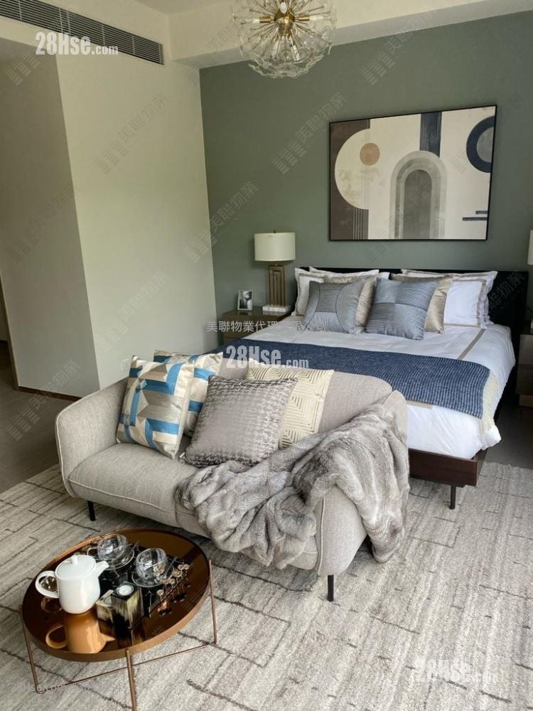 Mont Rouge Sell 3 Bedrooms 1,743 ft²