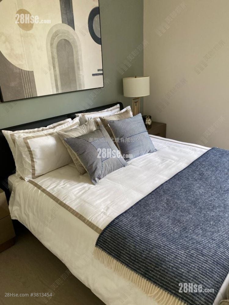 Mont Rouge Sell 3 Bedrooms 1,743 ft²