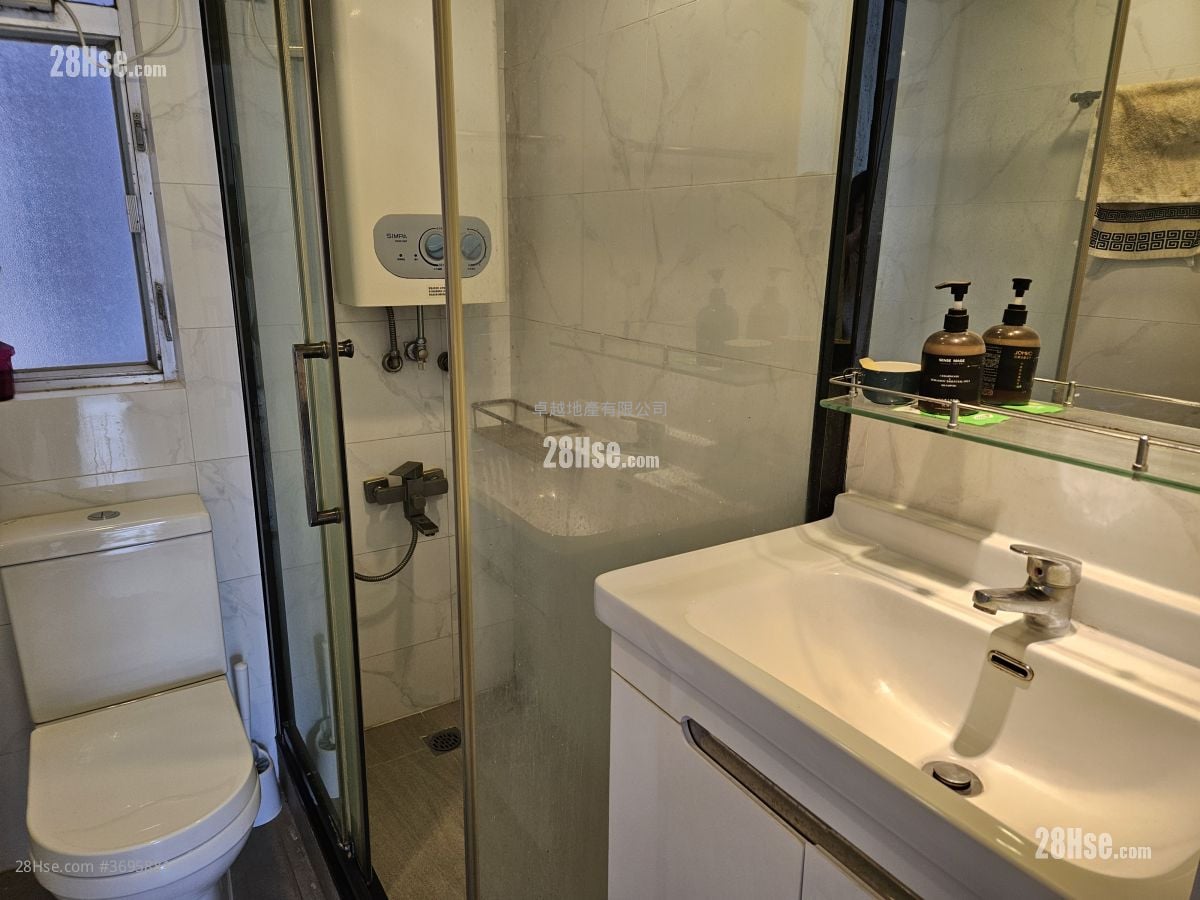 佳景閣 租盤 2 房 , 1 浴室 330 平方呎