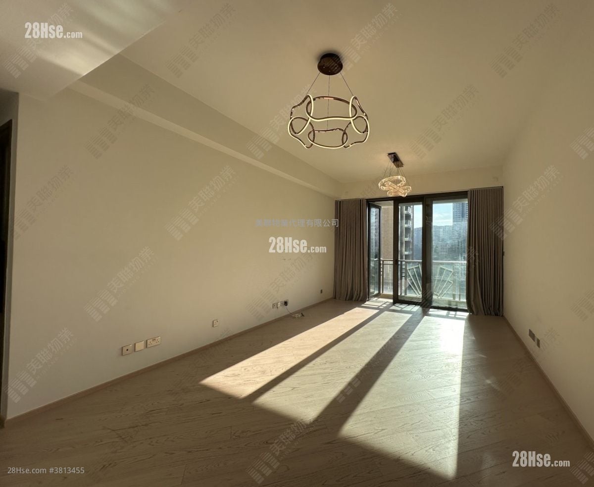 Grand Homm Sell 3 Bedrooms 1,425 ft²
