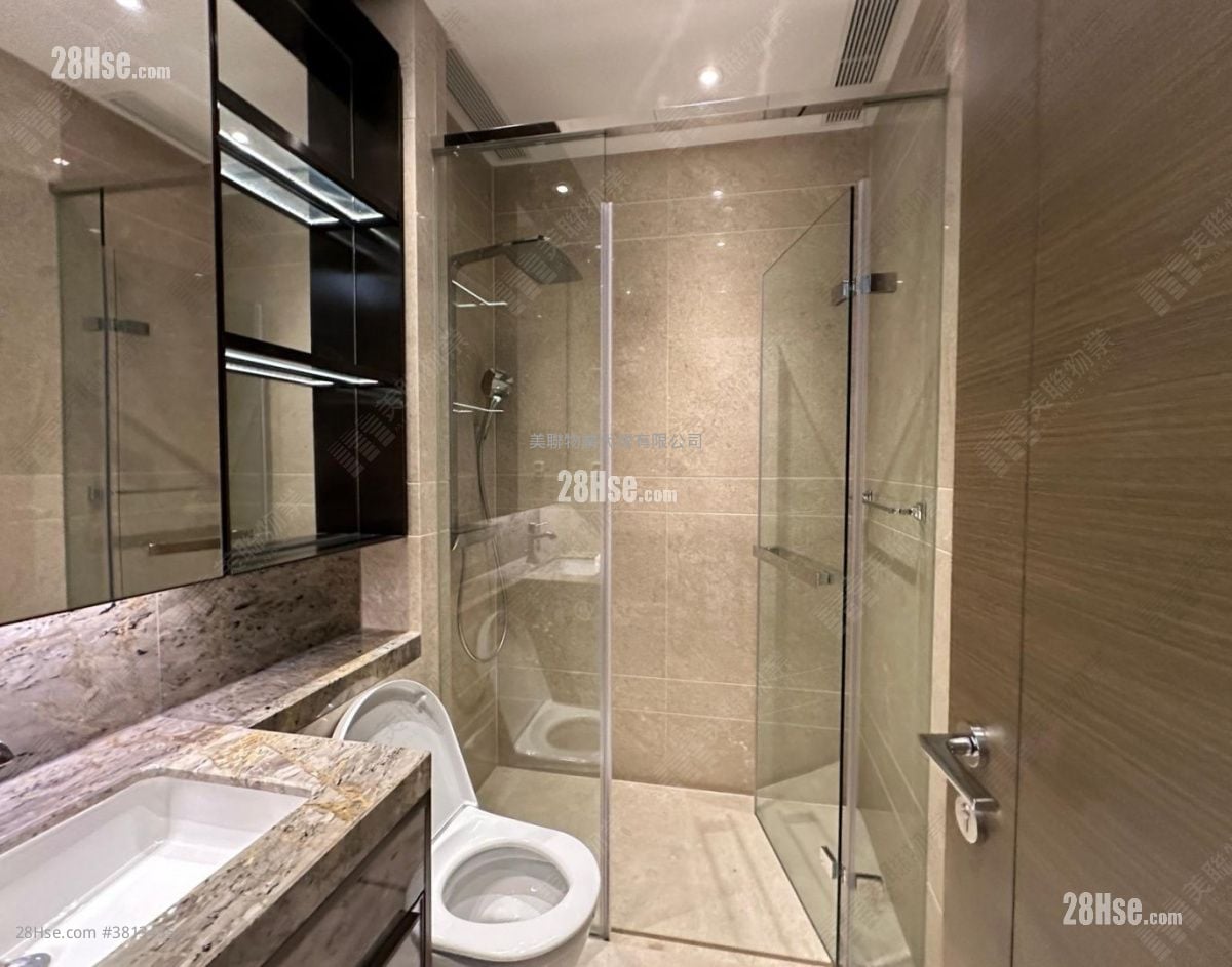 Grand Homm Sell 3 Bedrooms 1,425 ft²