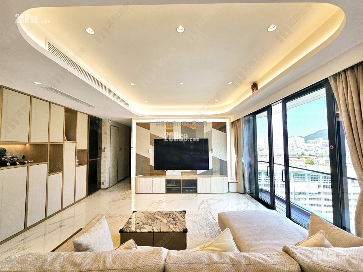 瀚名 售盘 5+ 房 1,132 平方尺