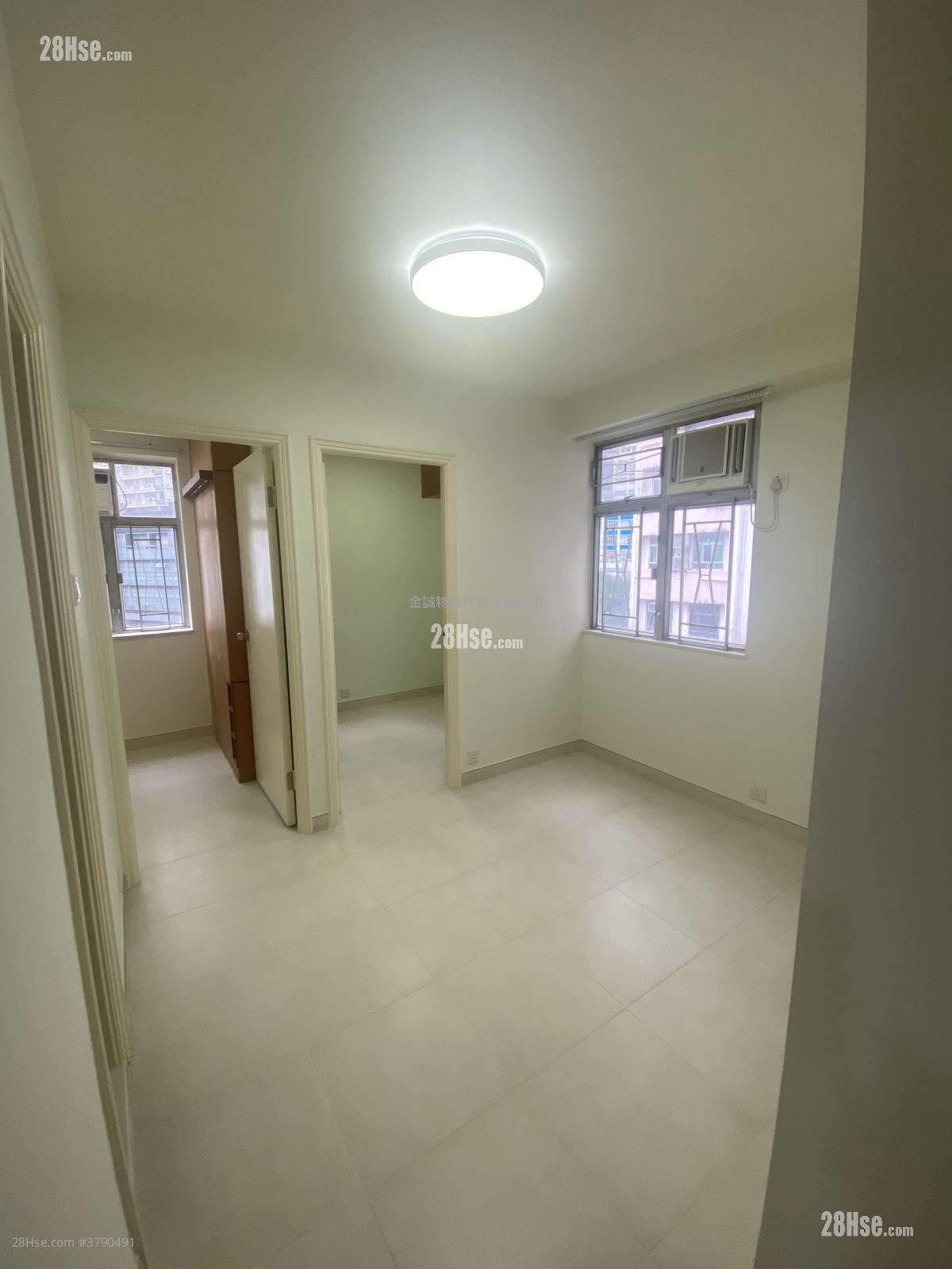 厅: 裕利大厦 租盘 2 房 , 1 浴室 284 平方尺