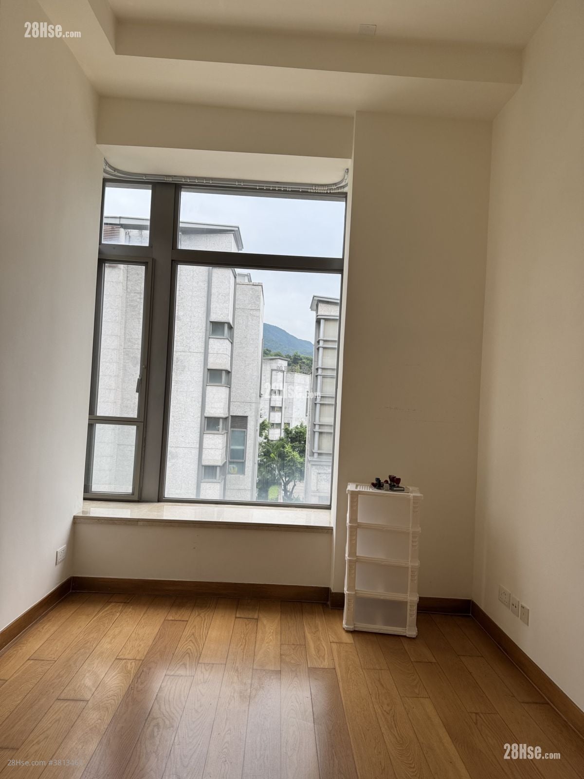 睡房 3: 歌赋岭 租盘 3 房 , 3 浴室 1,315 平方尺