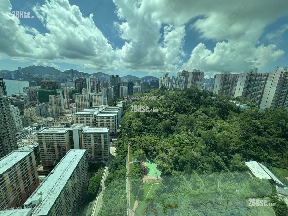 Celestial Heights Sell 4 Bedrooms 1,746 ft²