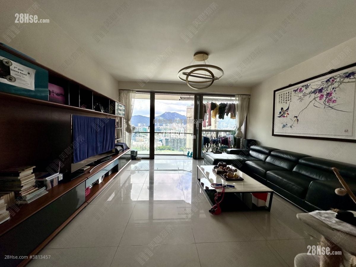 Celestial Heights Sell 4 Bedrooms 1,746 ft²