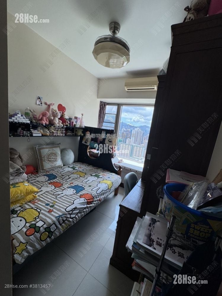 Celestial Heights Sell 4 Bedrooms 1,746 ft²