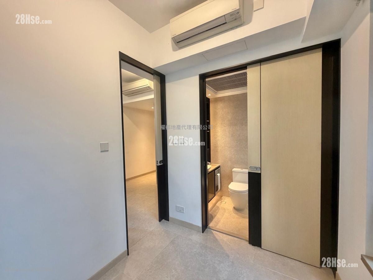 Downtown 38 租盤 1 房 , 1 浴室 309 平方呎