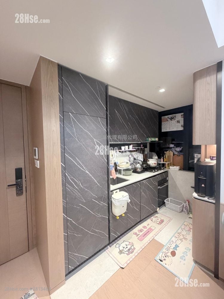 Onmantin Sell 2 Bedrooms 525 ft²