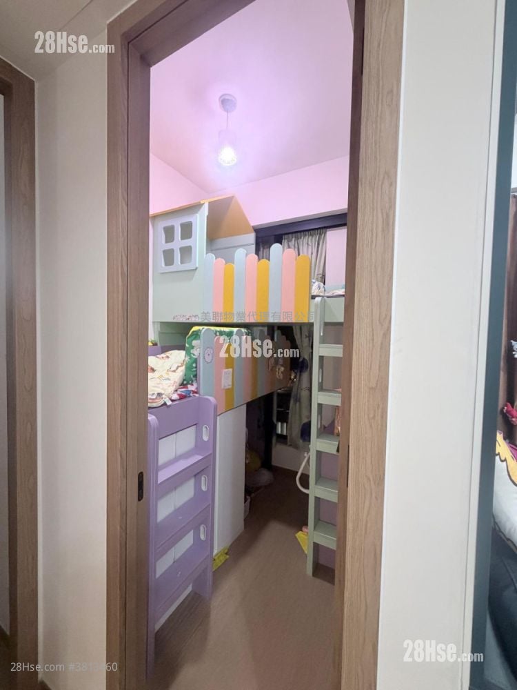 Onmantin Sell 2 Bedrooms 525 ft²