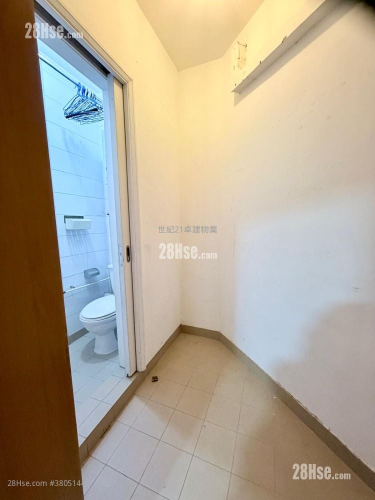 The Waterfront Rental 3 Bedrooms , 2 Bathrooms 934 ft²