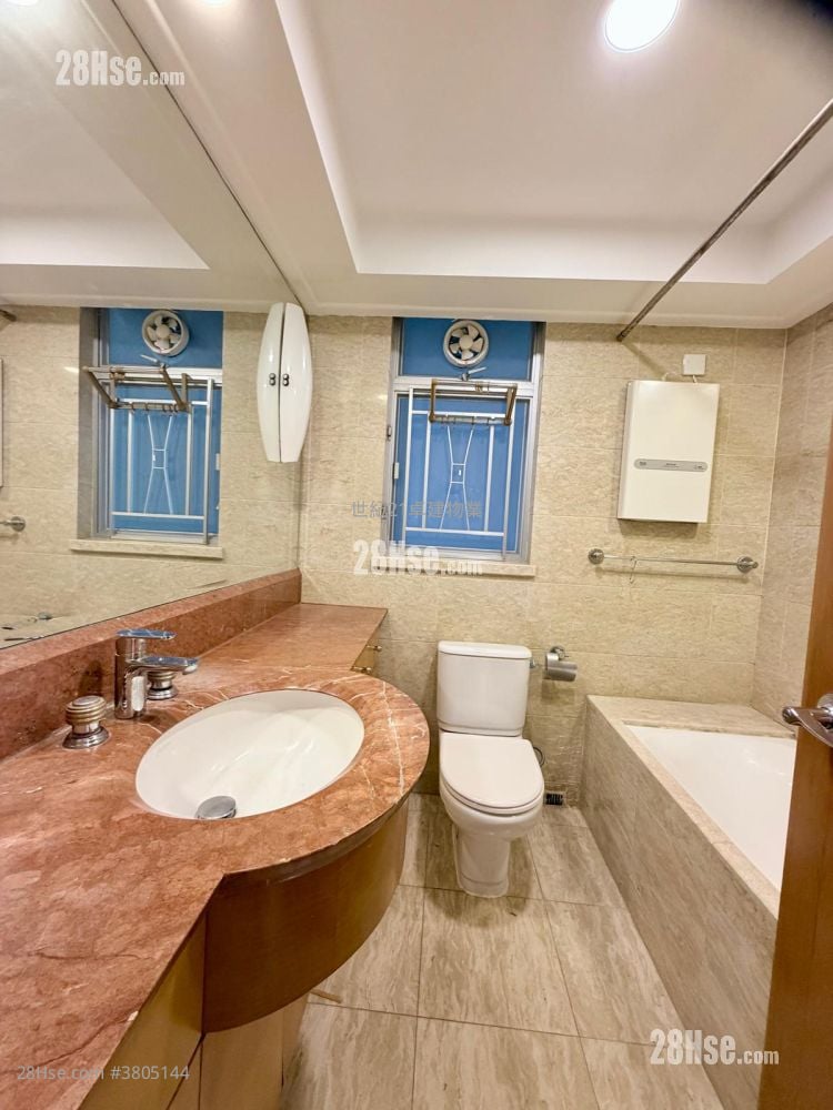 The Waterfront Rental 3 Bedrooms , 2 Bathrooms 934 ft²