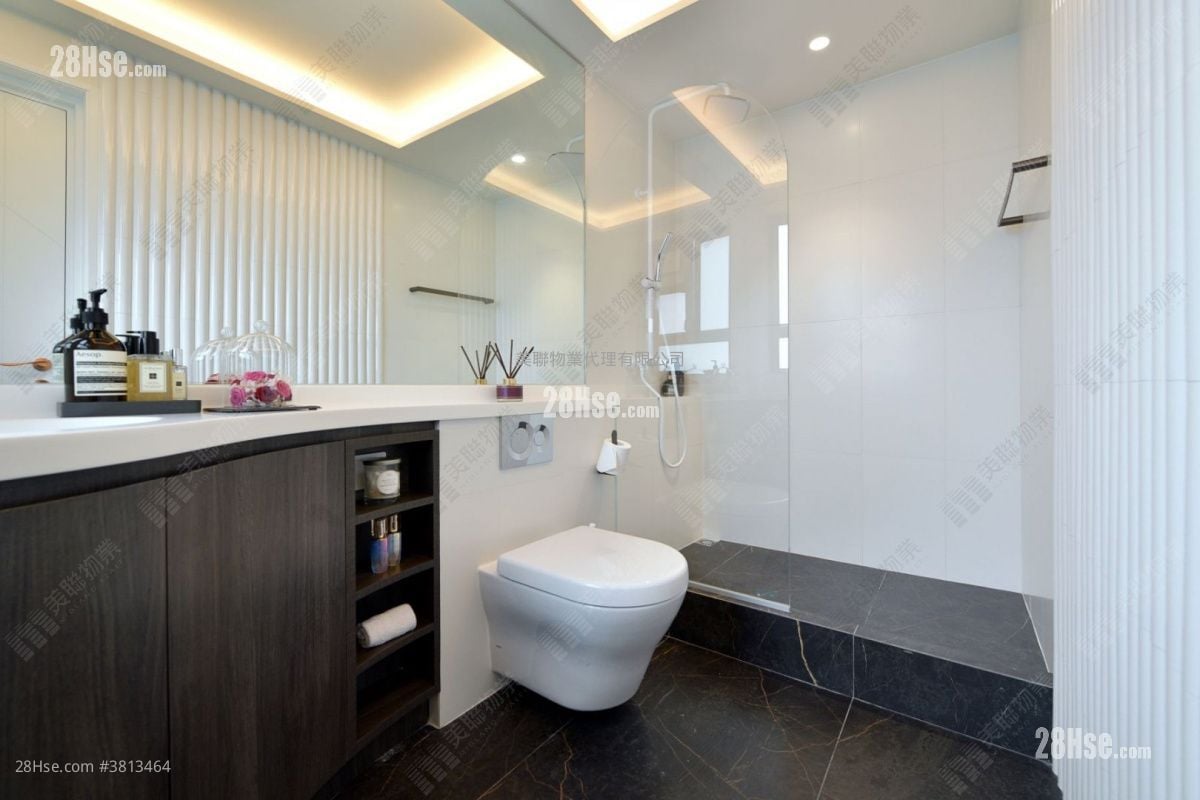 King's Park Villa Sell 3 Bedrooms 1,812 ft²