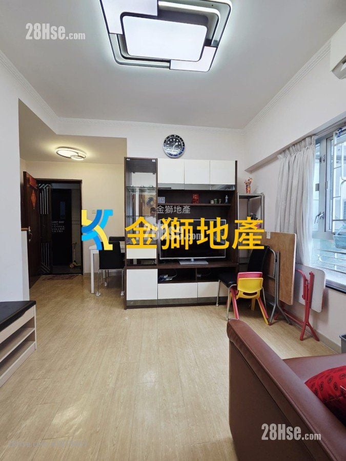 Golden Lion Garden Rental 2 Bedrooms , 1 Bathroom 336 ft²