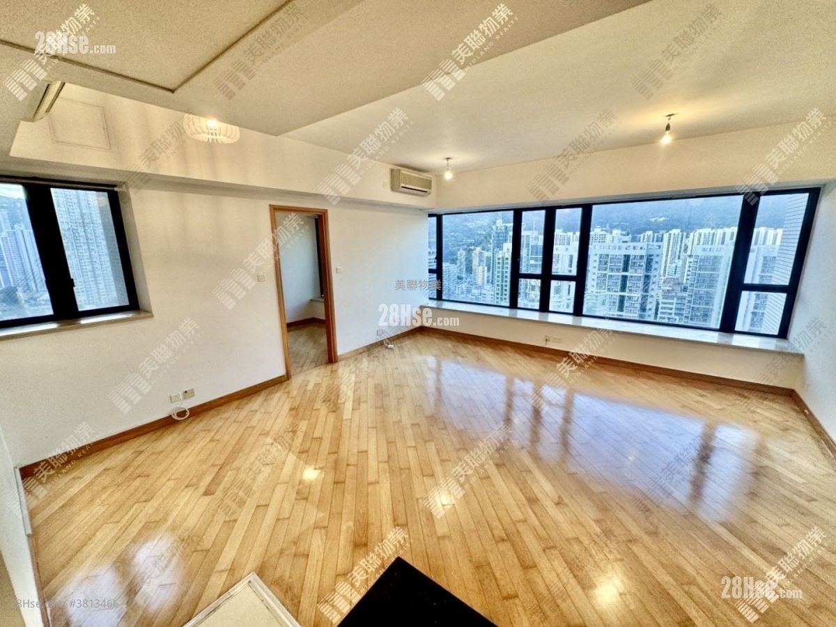 Chelsea Court Sell 3 Bedrooms , 1 Bathroom 519 ft²