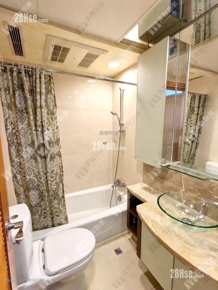 Chelsea Court Sell 3 Bedrooms , 1 Bathroom 519 ft²