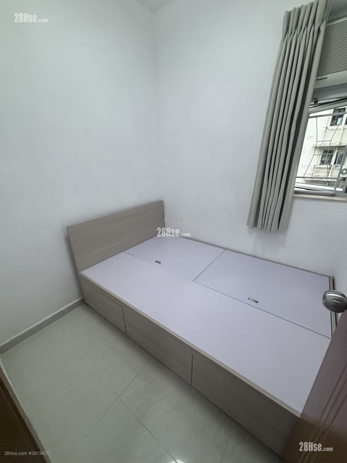Man Wah Building Rental 2 Bedrooms , 1 Bathroom 250 ft²
