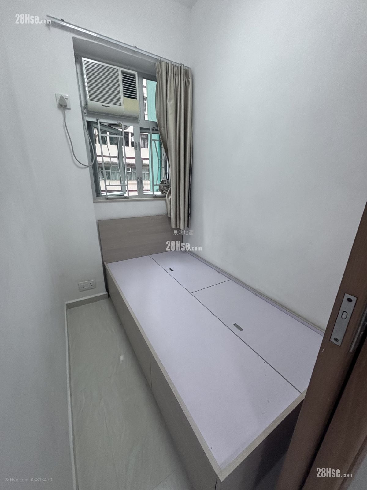 Man Wah Building Rental 2 Bedrooms , 1 Bathroom 250 ft²