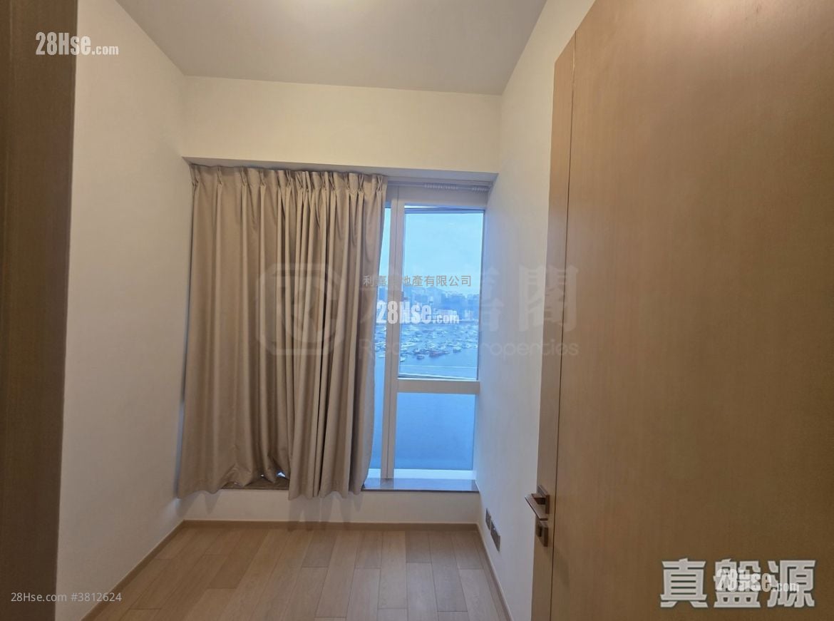 Miami Quay Sell 3 Bedrooms , 1 Bathroom 716 ft²