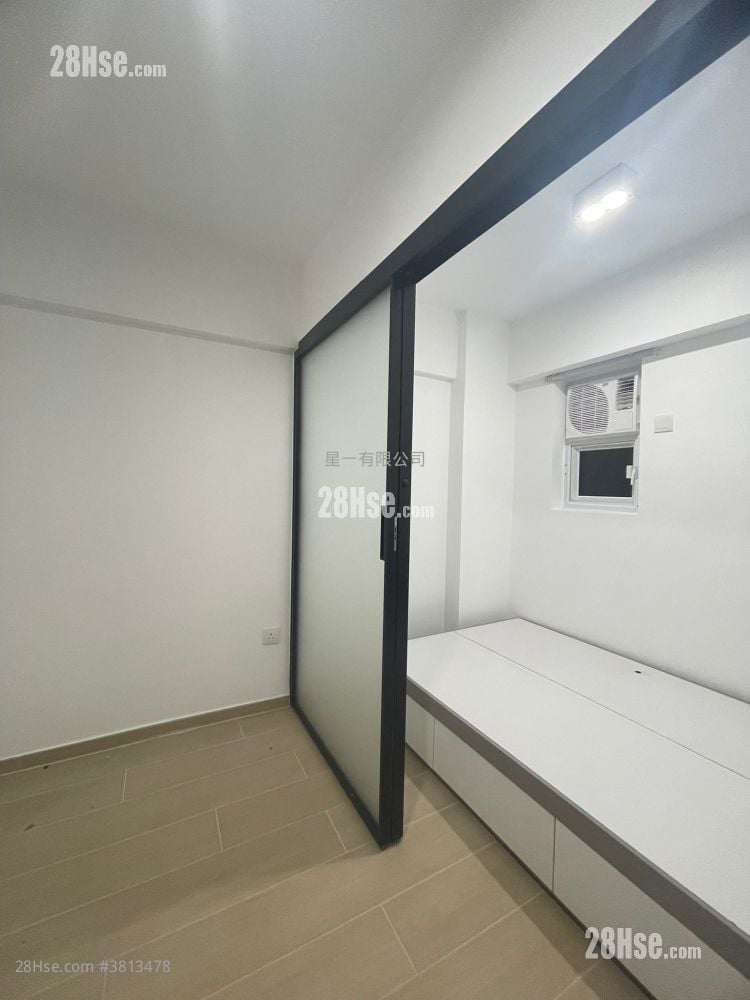 Tung Fat Building Rental 1 Bedroom , 1 Bathroom 140 ft²