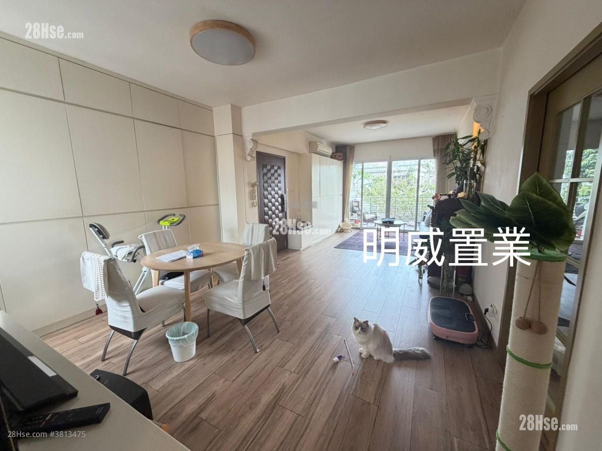 Regent Court Sell 3 Bedrooms , 2 Bathrooms 1,490 ft²