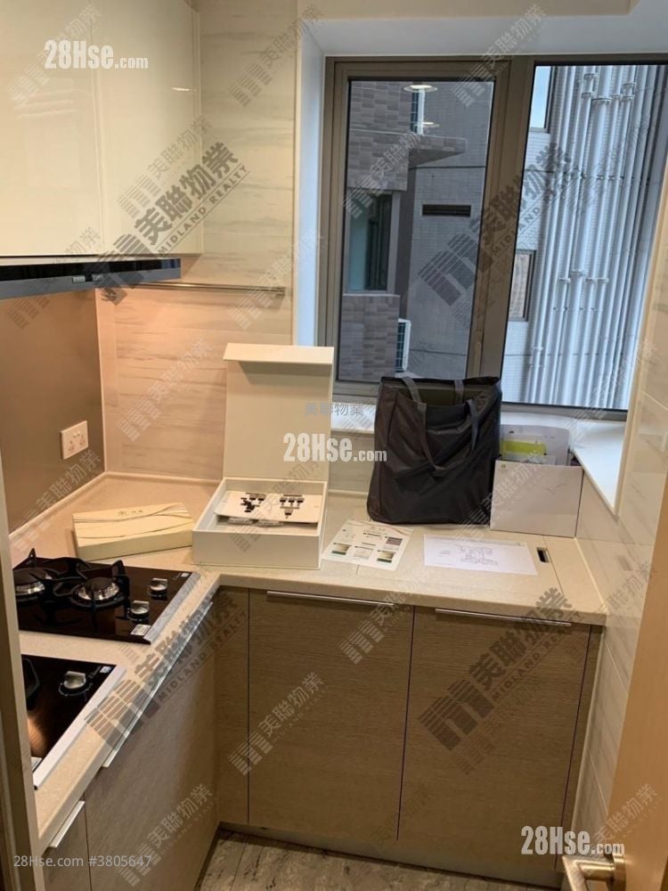 Parc City Rental 1 Bedroom , 1 Bathroom 469 ft²