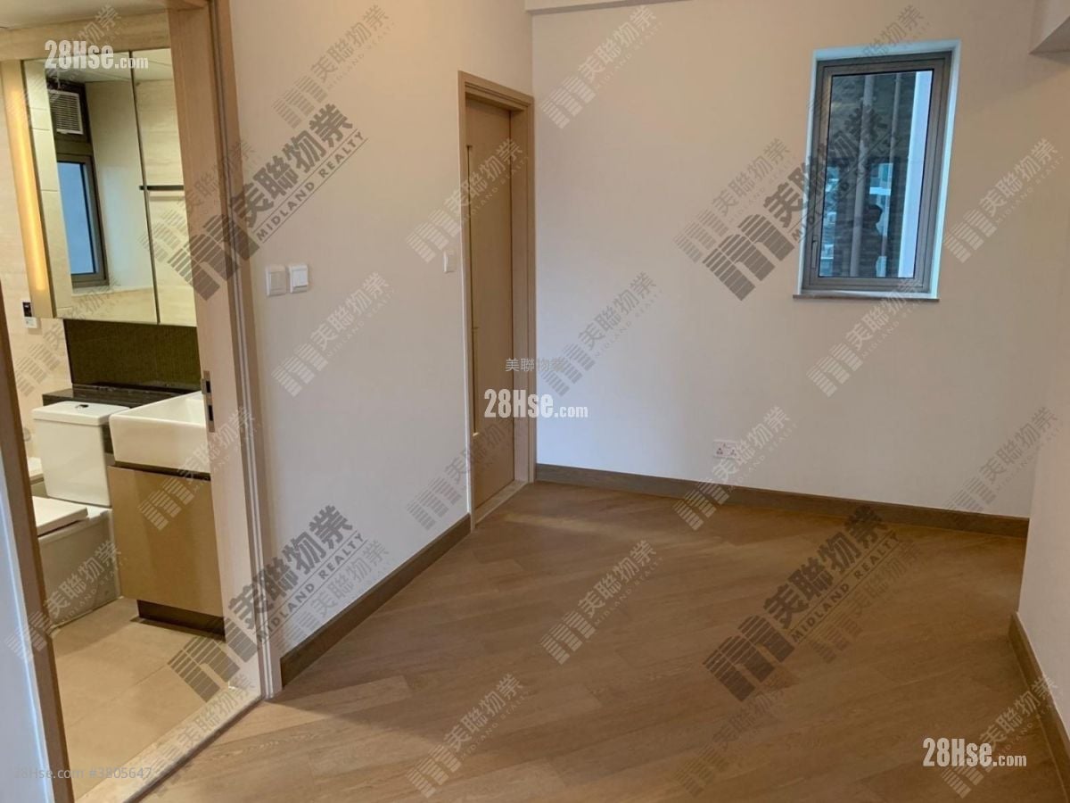 Parc City Rental 1 Bedroom , 1 Bathroom 469 ft²