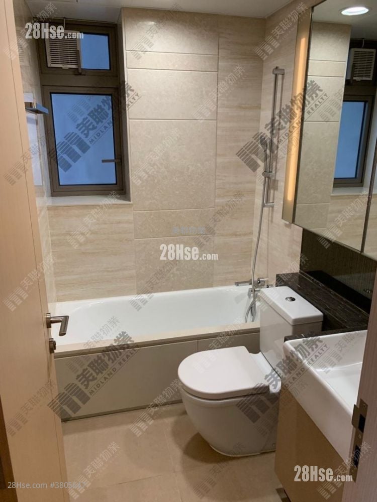 Parc City Rental 1 Bedroom , 1 Bathroom 469 ft²