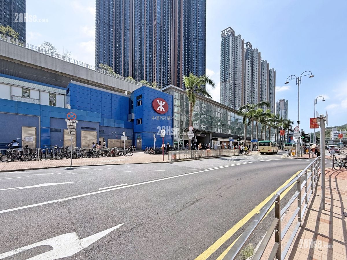 Chinese Mansion Sell 3 Bedrooms , 3 Bathrooms 400 ft²