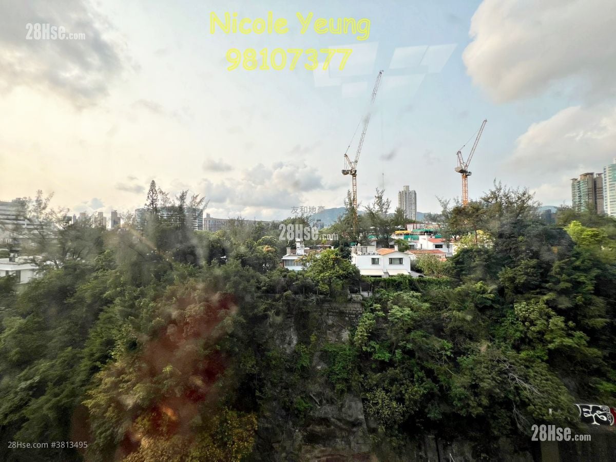 La Belle Mansion Sell 3 Bedrooms , 2 Bathrooms 1,119 ft²