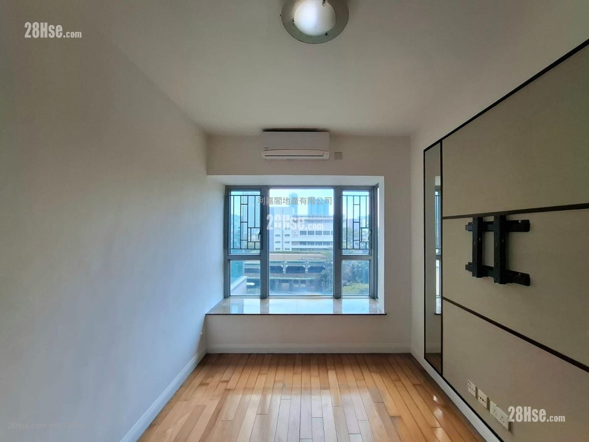 映湾园 售盘 3 房 , 2 浴室 956 平方尺