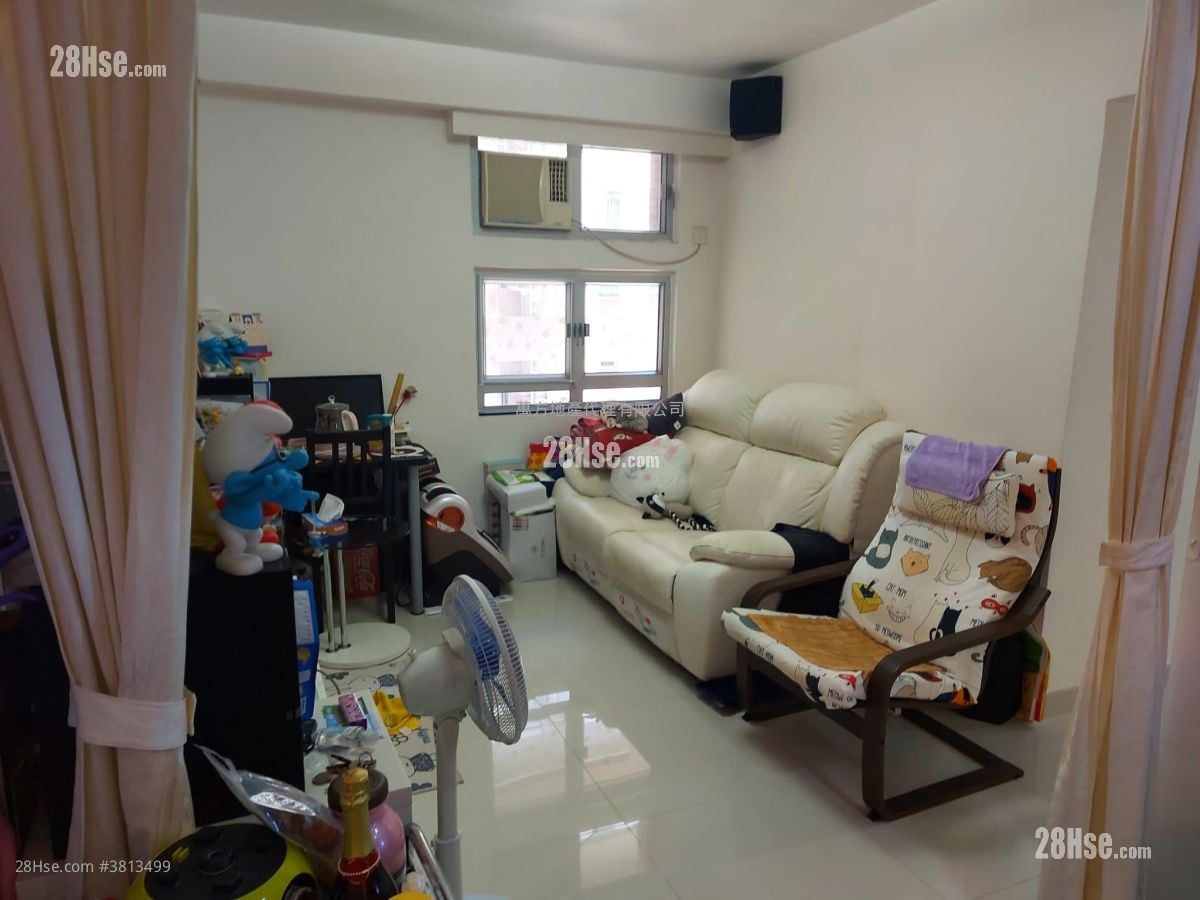 Carado Garden Sell 3 Bedrooms , 1 Bathroom 593 ft²