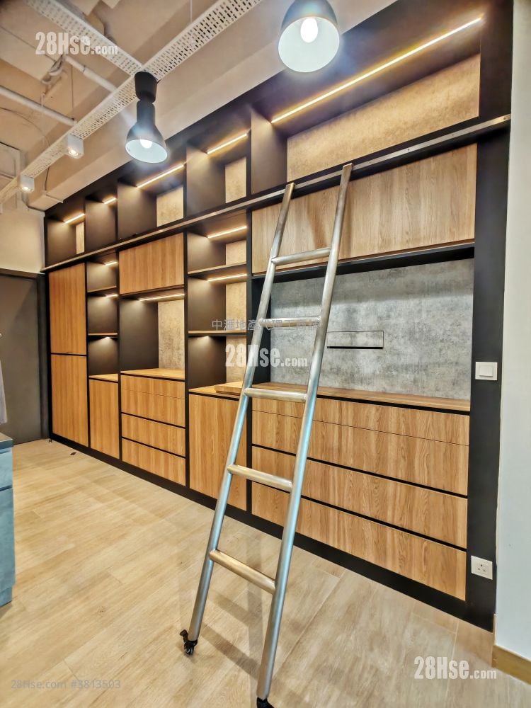 金百盛中心 租盘 2 房 , 2 厕所