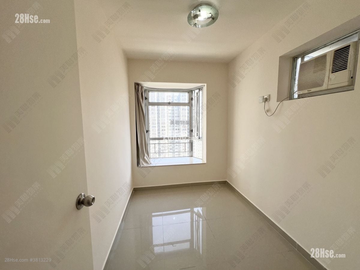 Shatin Centre Sell 2 Bedrooms 347 ft²